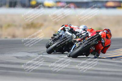 media/Oct-19-2024-CVMA (Sat) [[7df39c5a0d]]/Race 4-Formula Middleweight/